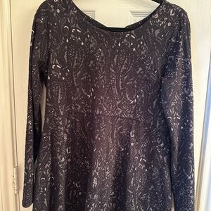 Pea in a Pod Maternity top